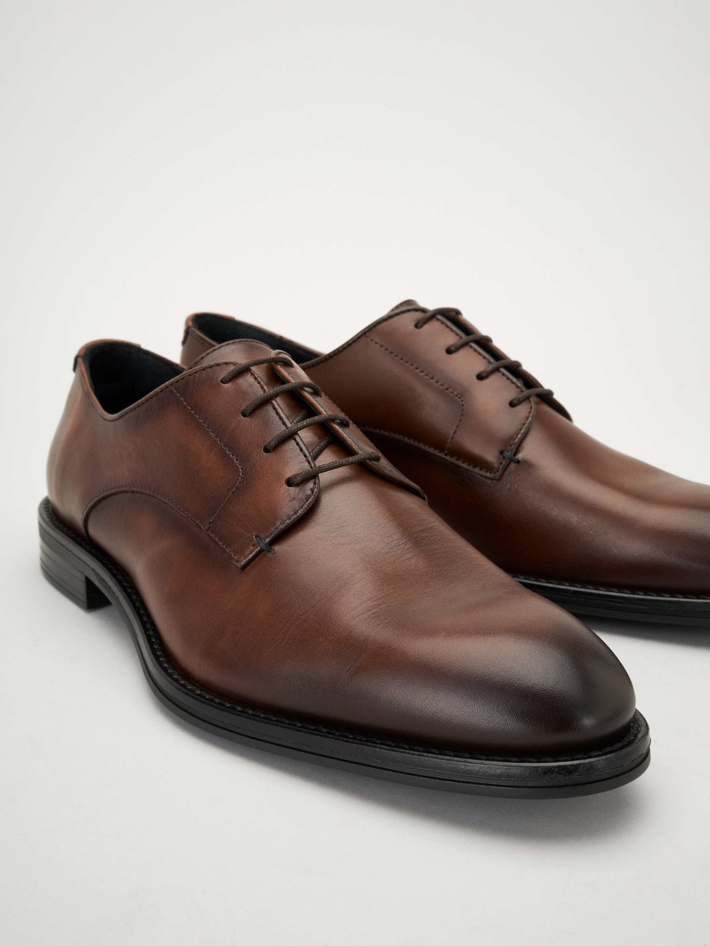 Trent Dress Shoes Brown